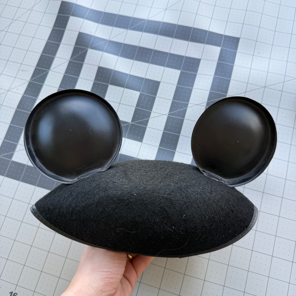 Walt Disney World Mickey Mouse Ears Hat Unisex OS Black Felt Vintage Disneyana